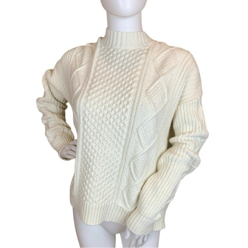 Banana Republic Cable Mock Neck White Sweater Size Large